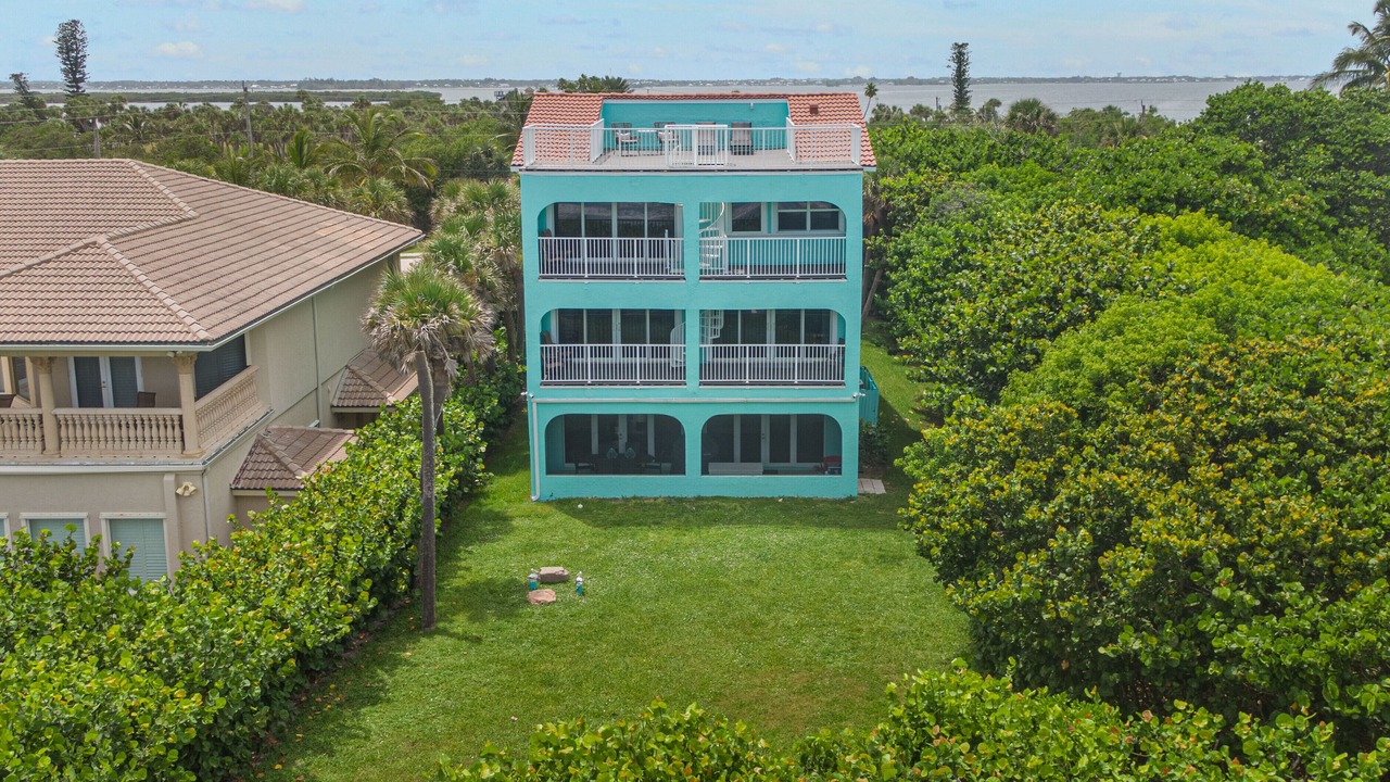 Photo of Outdoor in Ambersand Beach