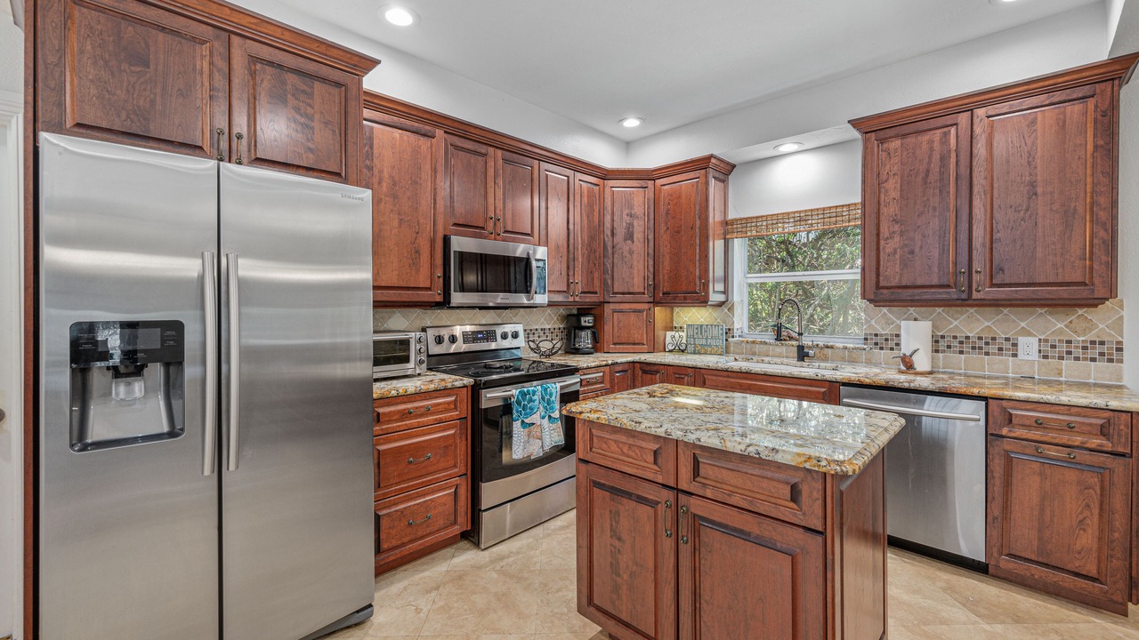Photo of Kitchen in Ambersand Beach