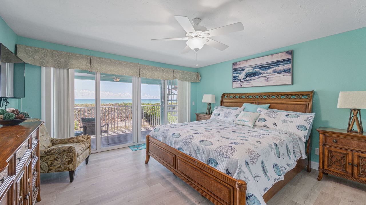 Photo of Bedroom in Ambersand Beach