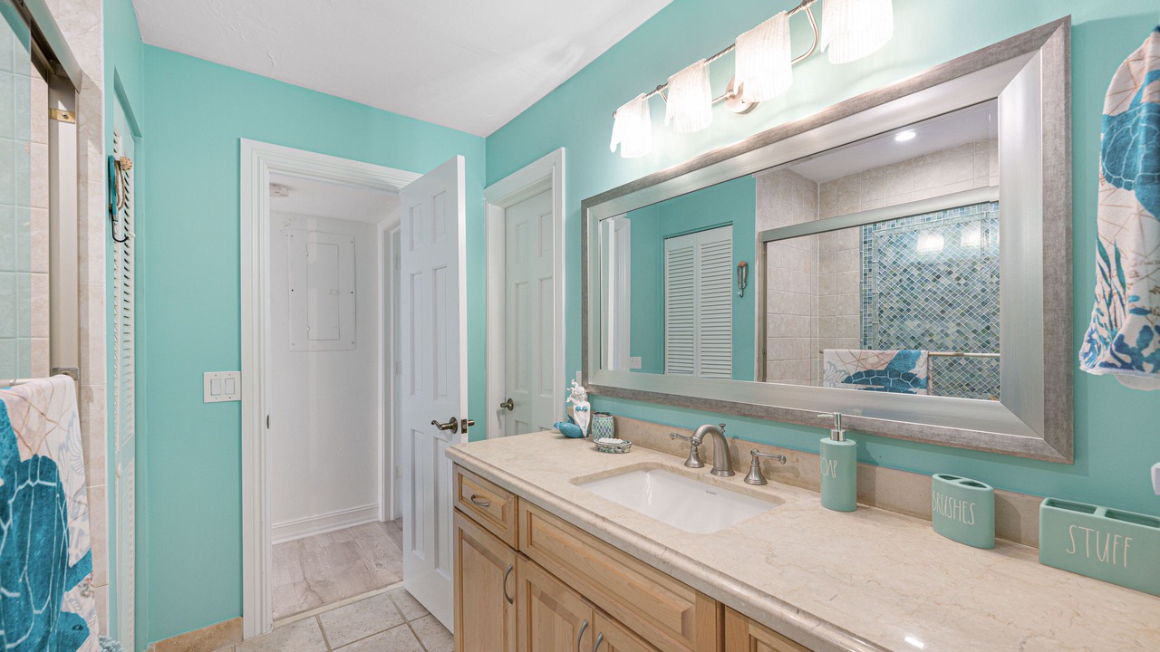 Photo of Bathroom in Ambersand Beach