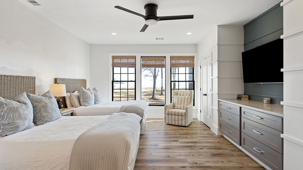 Photo of Bedroom in Melrose on the Beach