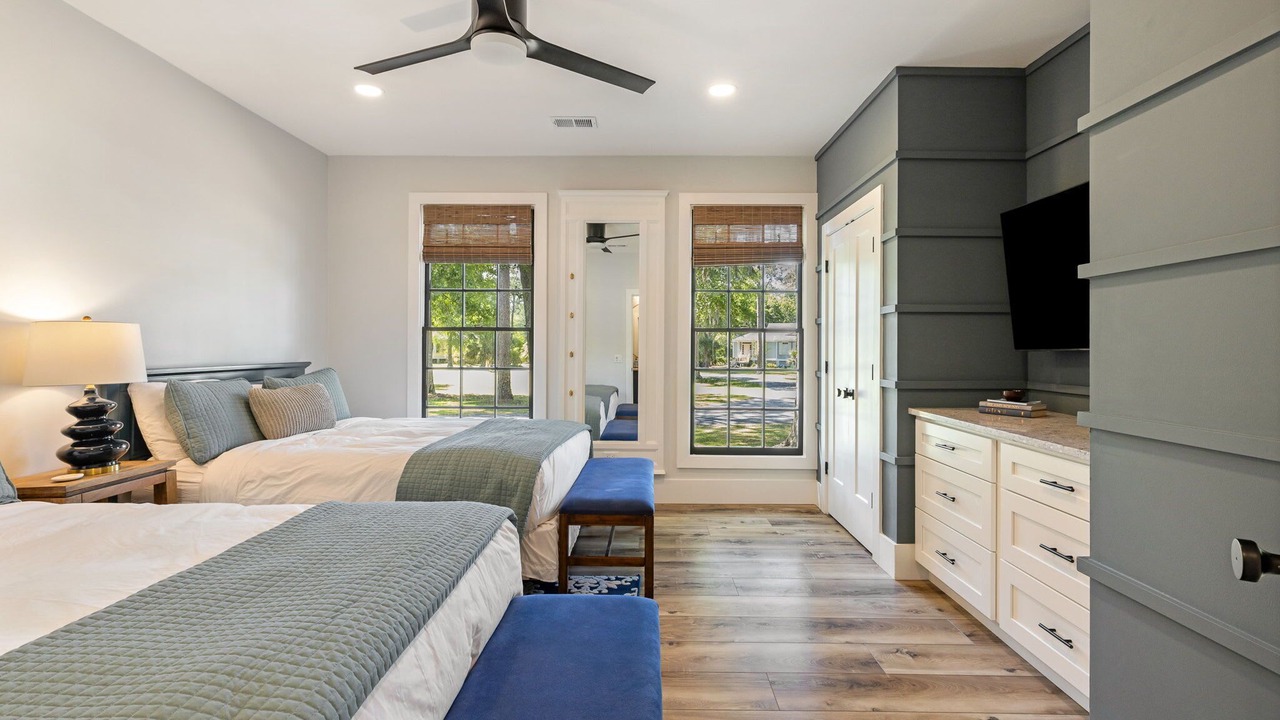 Photo of Bedroom in Melrose on the Beach