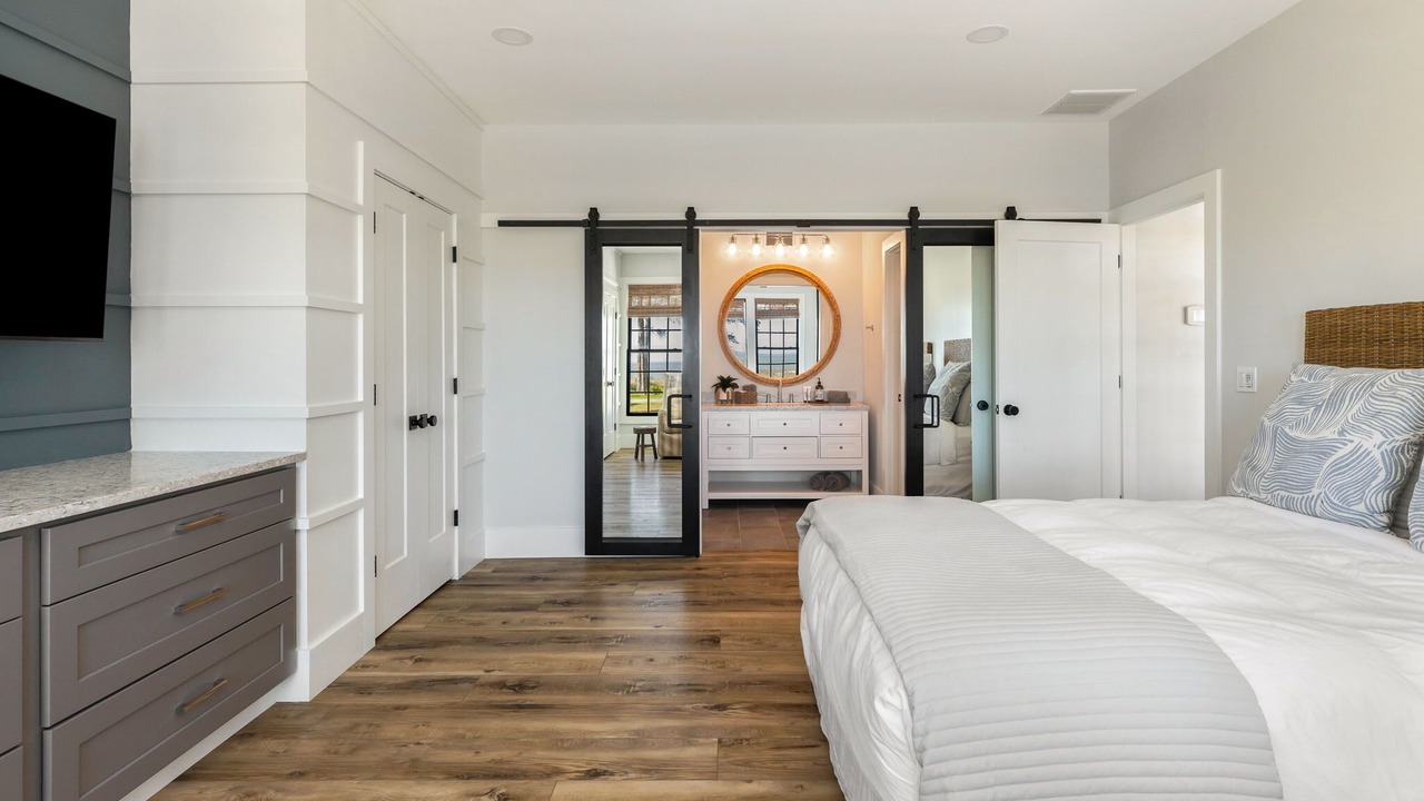 Photo of Bedroom in Melrose on the Beach