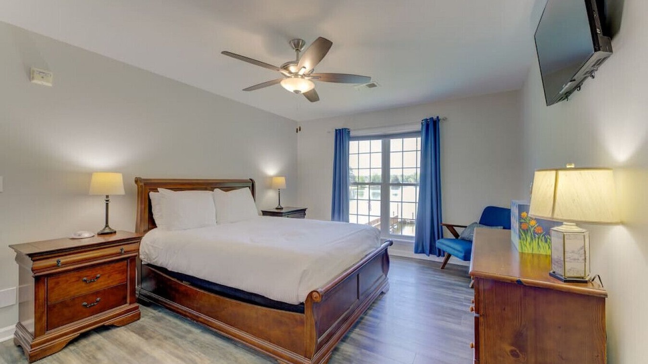 Photo of Bedroom in Chapin