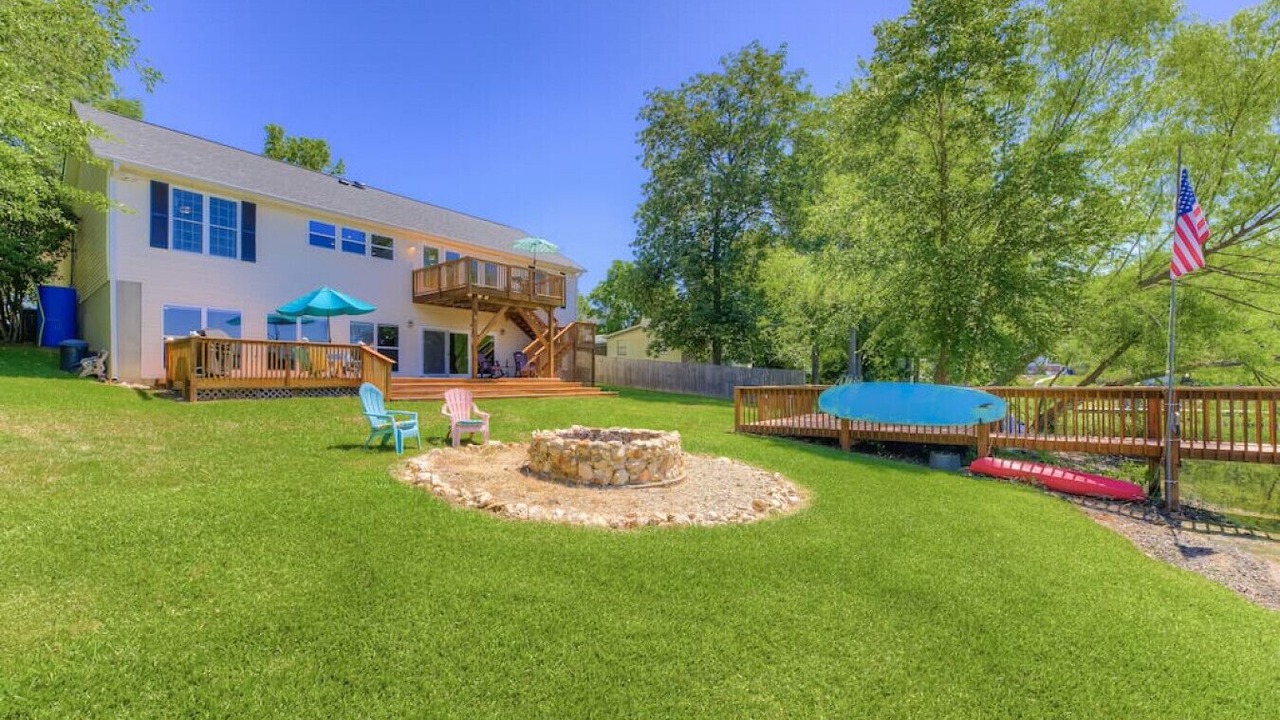 Photo of Outdoor in Chapin