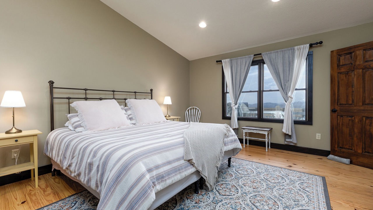Photo of Bedroom in Brevard
