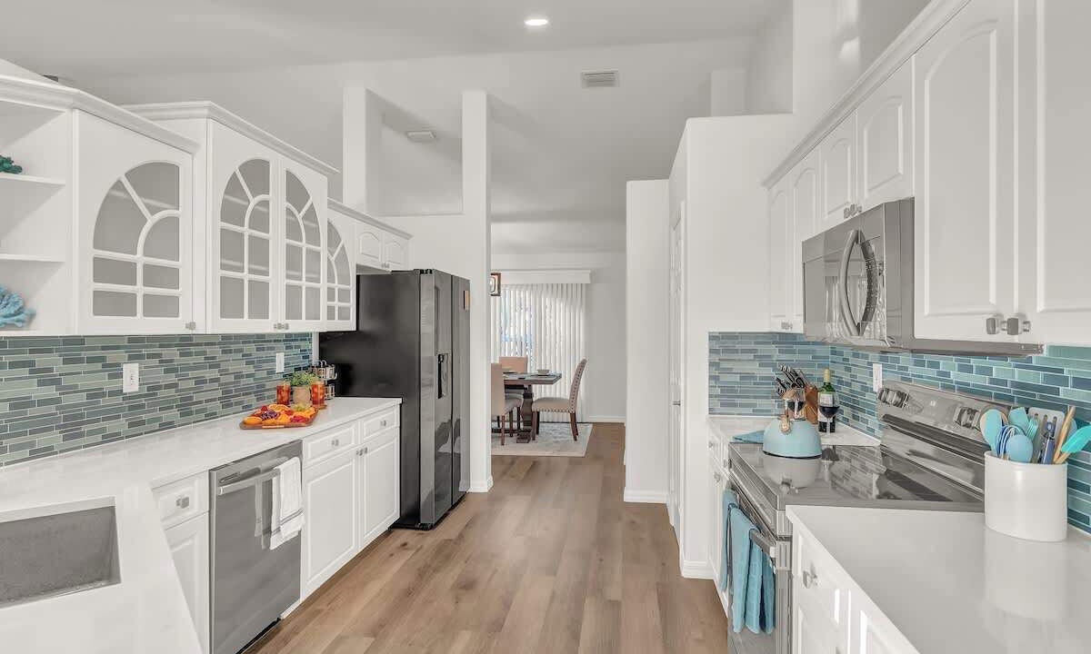 Photo of Kitchen in Sebastian Highlands