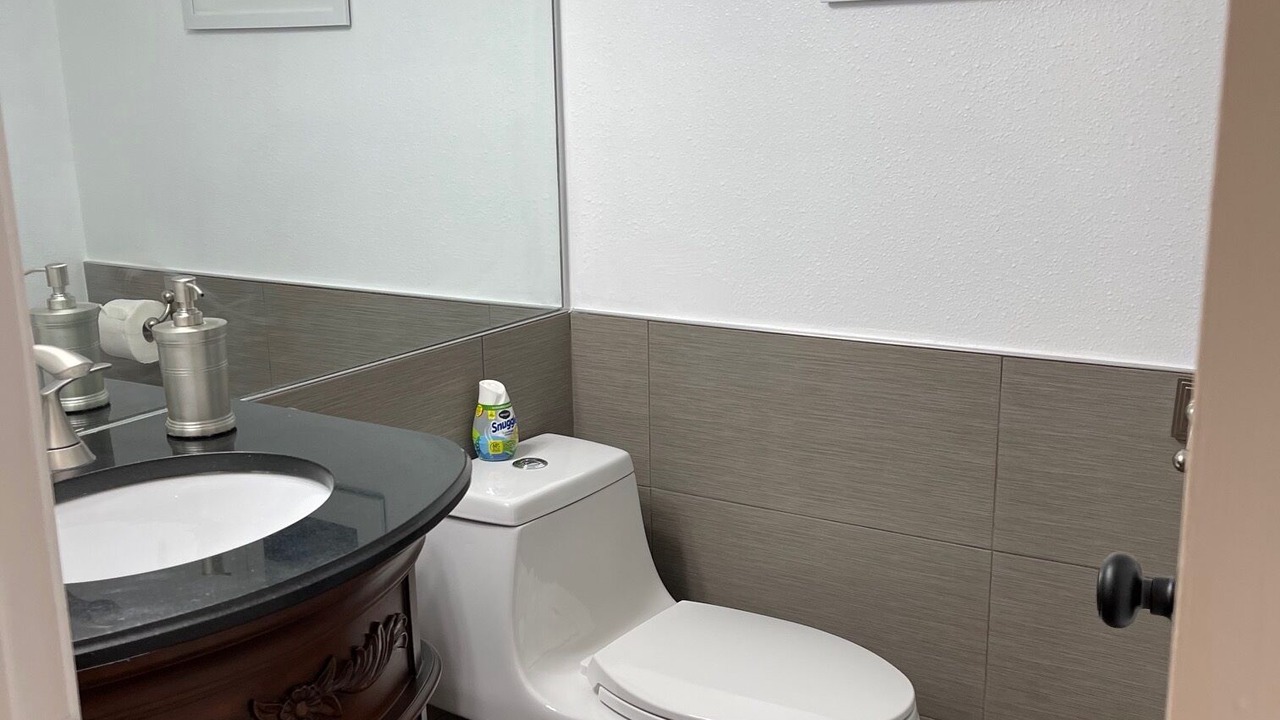 Photo of Bathroom in Sun 'N Lake