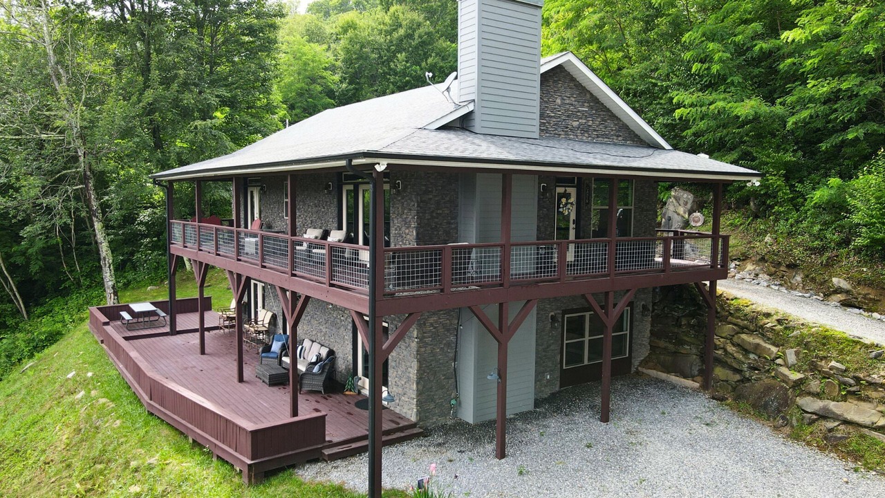 Photo of Outdoor in Maggie Valley
