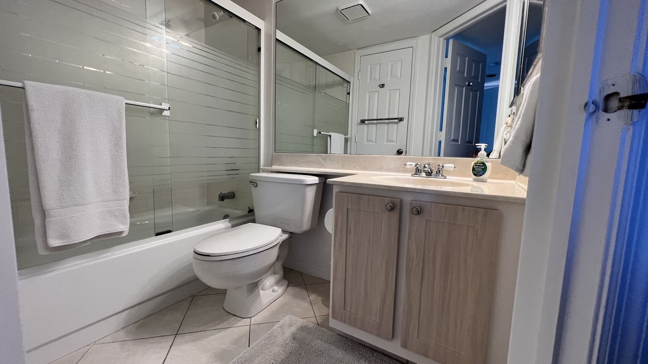 Photo of Bathroom in Hammock Bay