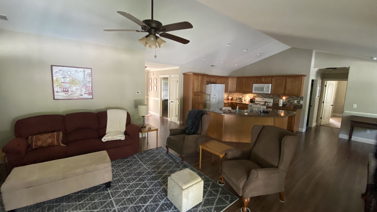 Photo of Livingroom in Taylors
