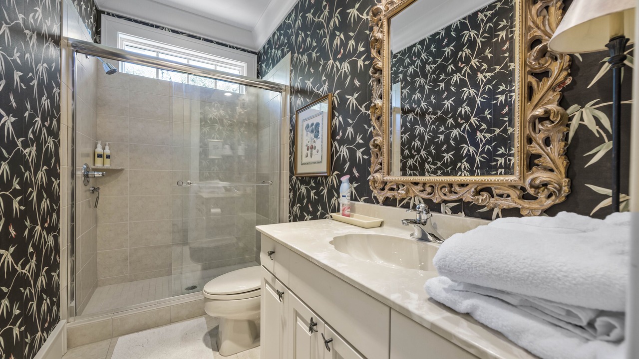 Photo of Bathroom in Debordieu Colony