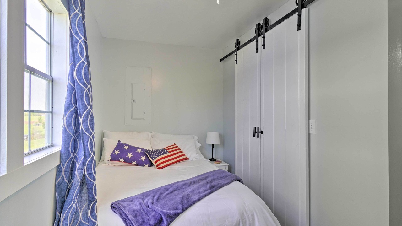 Photo of Bedroom in Sweetwater