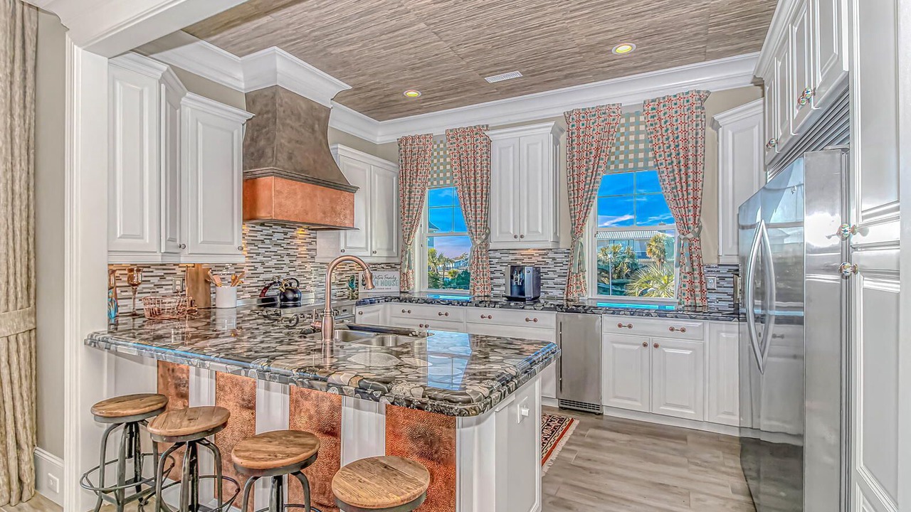 Photo of Kitchen in Inlet Harbour