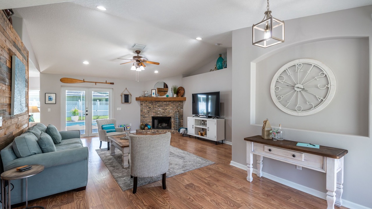 Photo of Livingroom in Vero Lake Estates