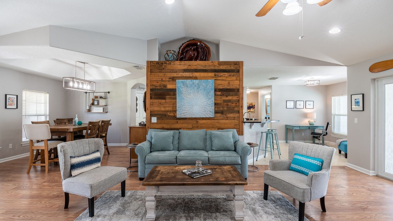 Photo of Livingroom in Vero Lake Estates