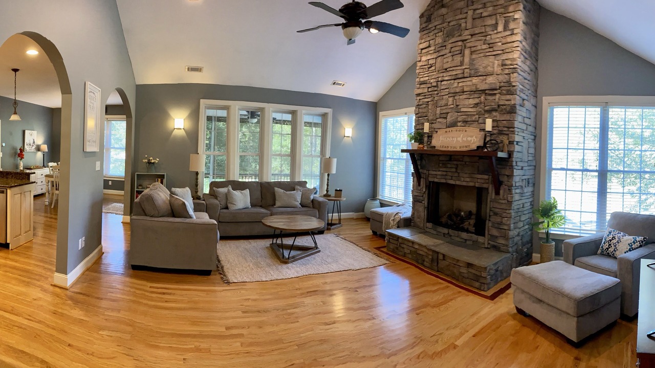 Photo of Livingroom in Pickens