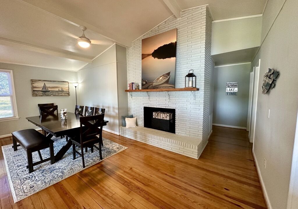 Photo of Livingroom in Chapin
