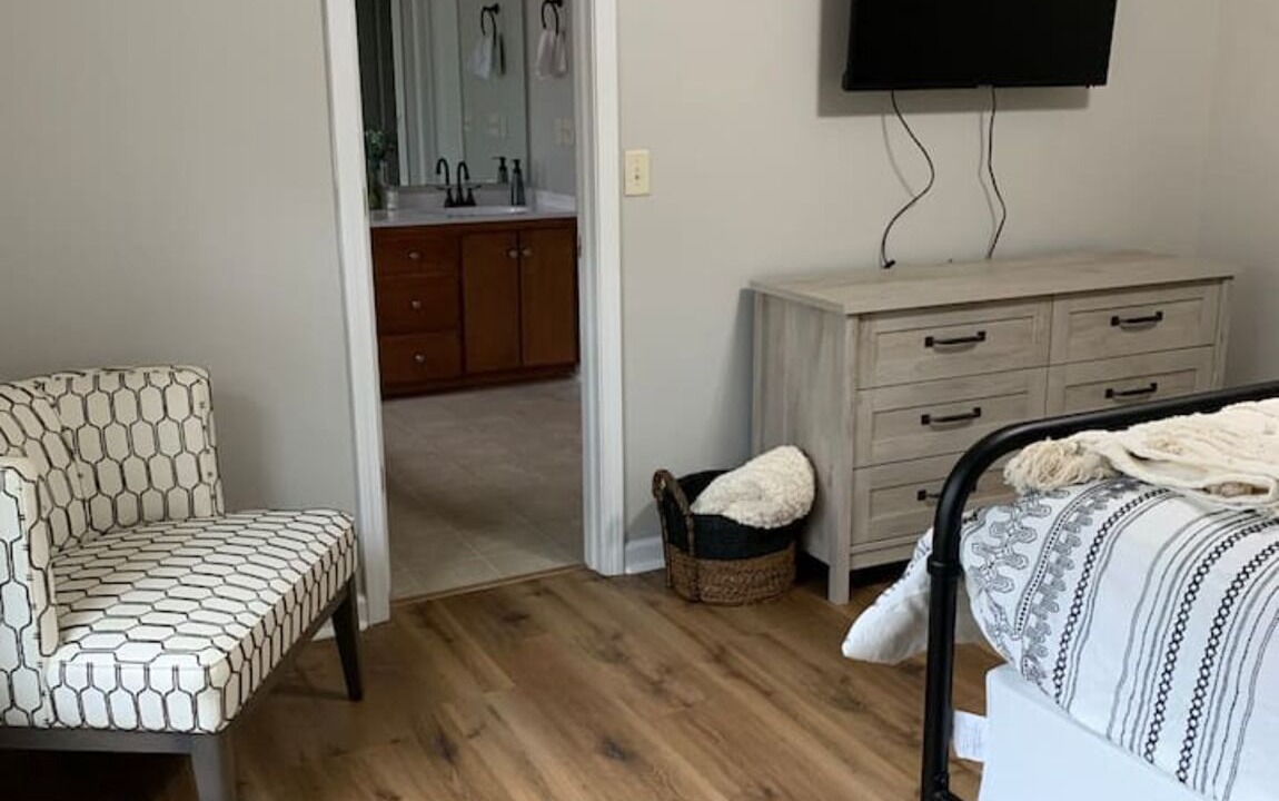 Photo of Bedroom in Hinesville