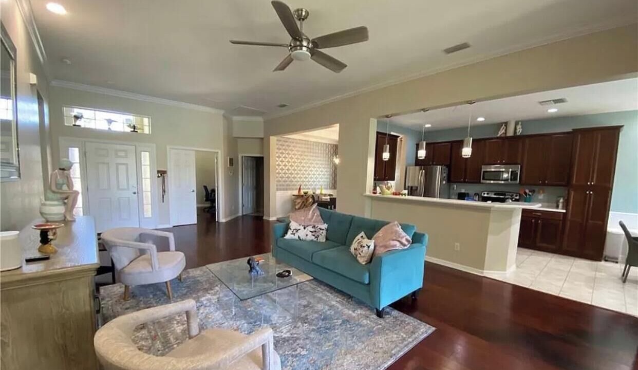 Photo of Livingroom in Trafalgar