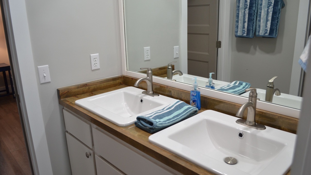 Photo of Bathroom in Sunbury