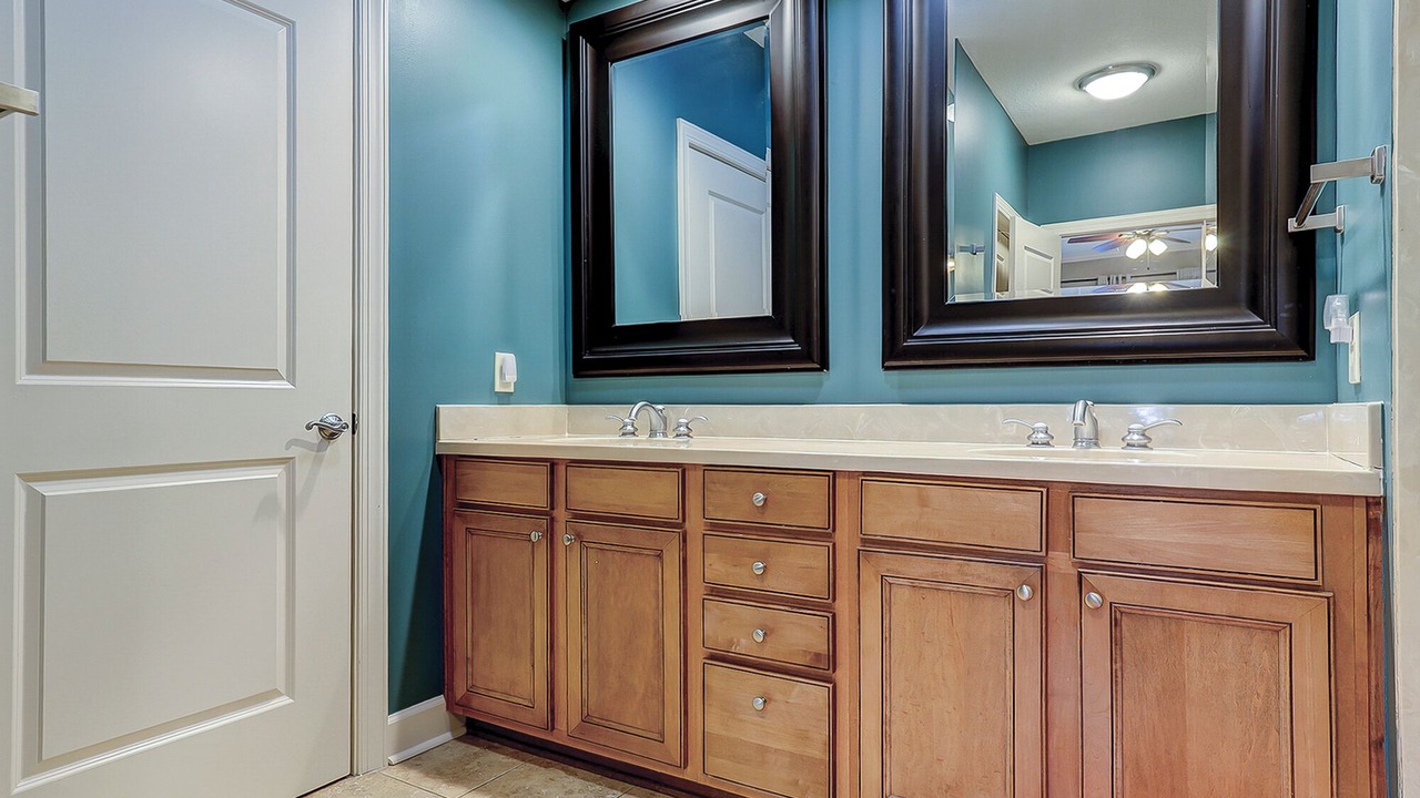 Photo of Bathroom in Shelter Cove