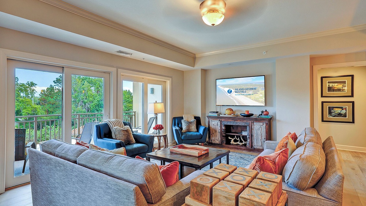 Photo of Livingroom in Shelter Cove