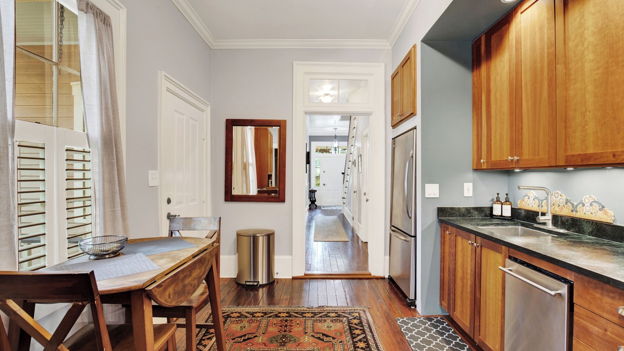 Photo of Kitchen in Savannah Victorian District