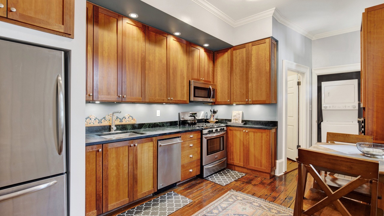 Photo of Kitchen in Savannah Victorian District