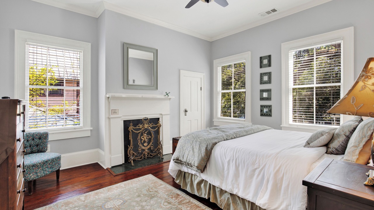 Photo of Bedroom in Savannah Victorian District