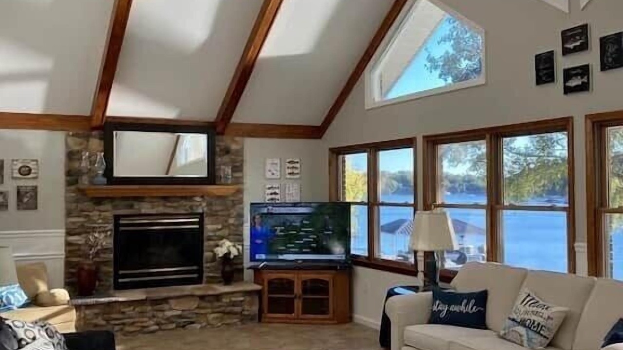 Photo of Livingroom in Seneca