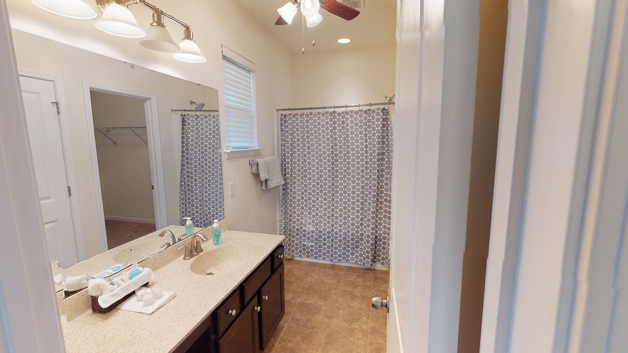 Photo of Bathroom in Summerville