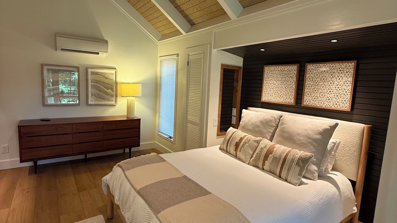 Photo of Bedroom in Lake Toxaway