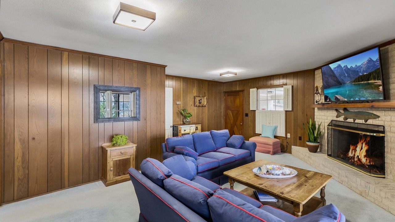 Photo of Livingroom in Anderson