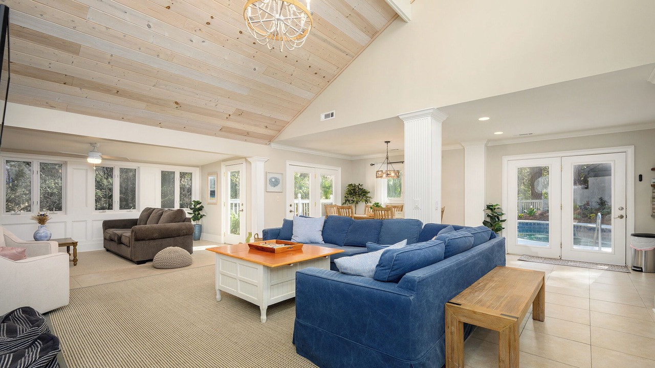 Photo of Livingroom in Lawton Woods