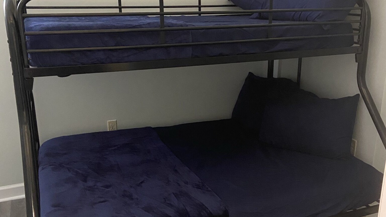 Photo of Bedroom in Abbeville County