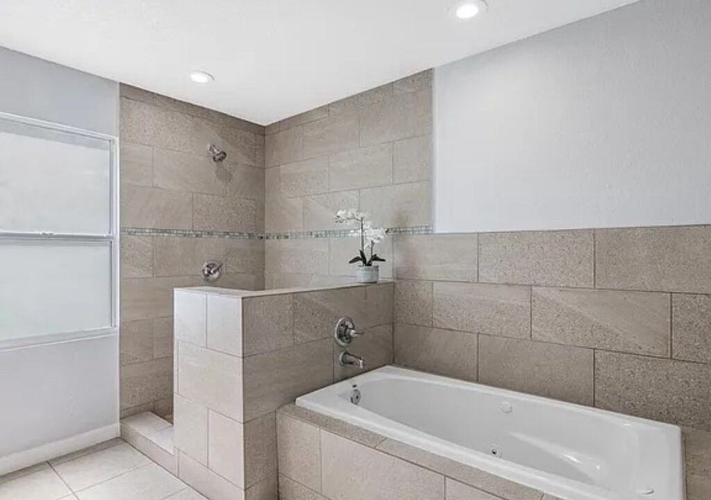 Photo of Bathroom in Rock Ridge