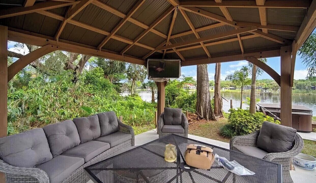 Photo of Patio Balcony in Riverview