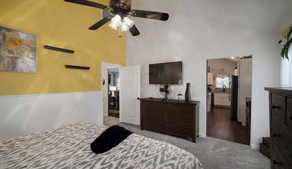 Photo of Bedroom in Riverview