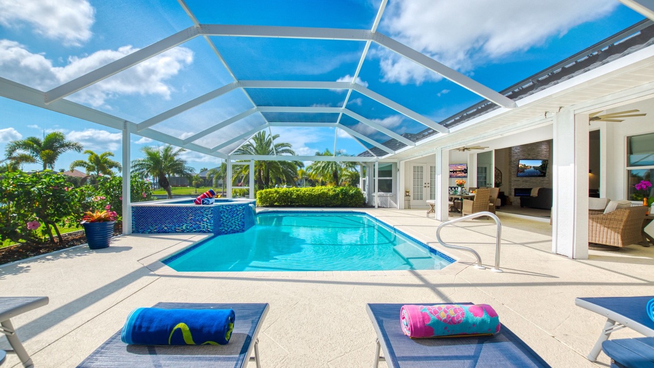 Photo of Outdoor in Pelican