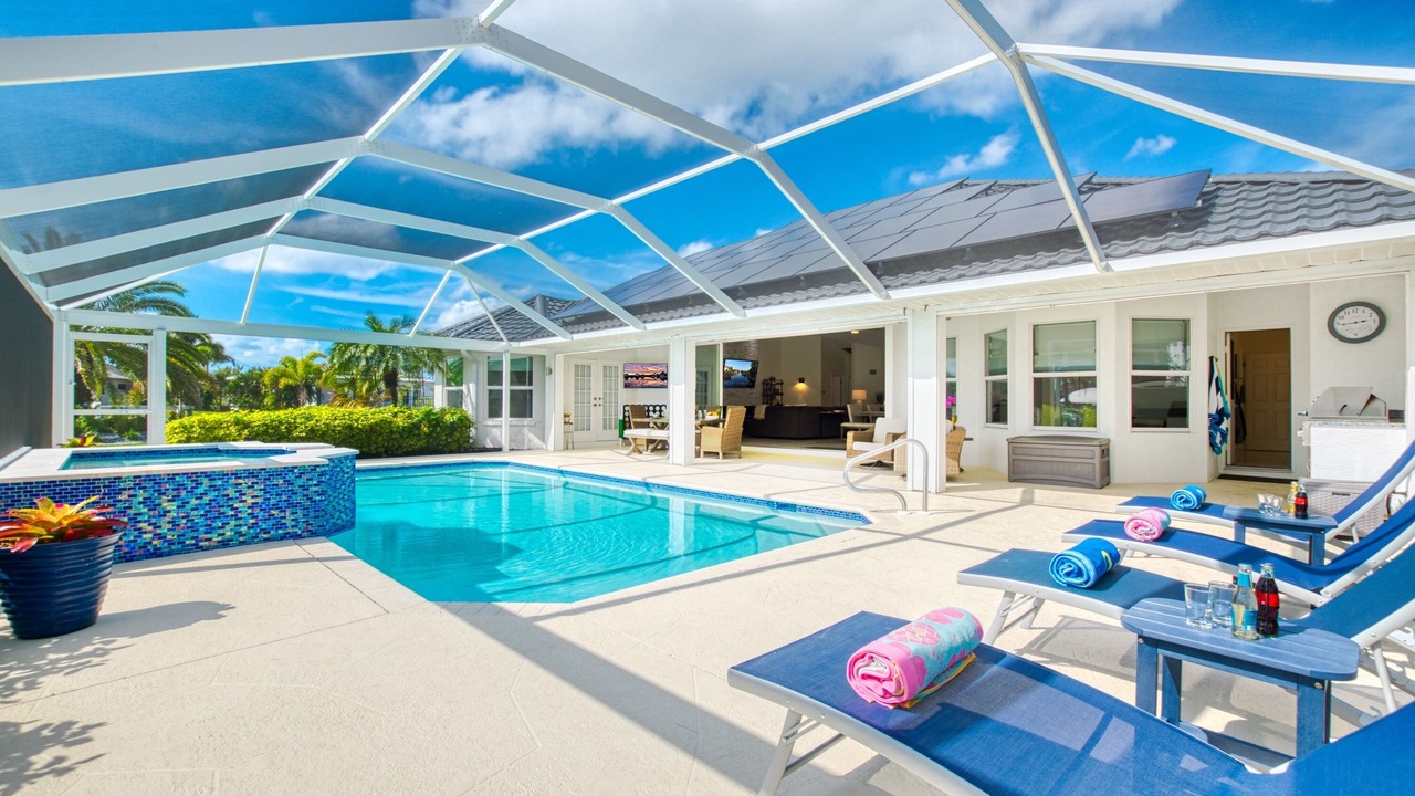 Photo of Outdoor in Pelican