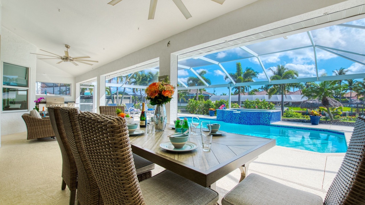 Photo of Outdoor in Pelican