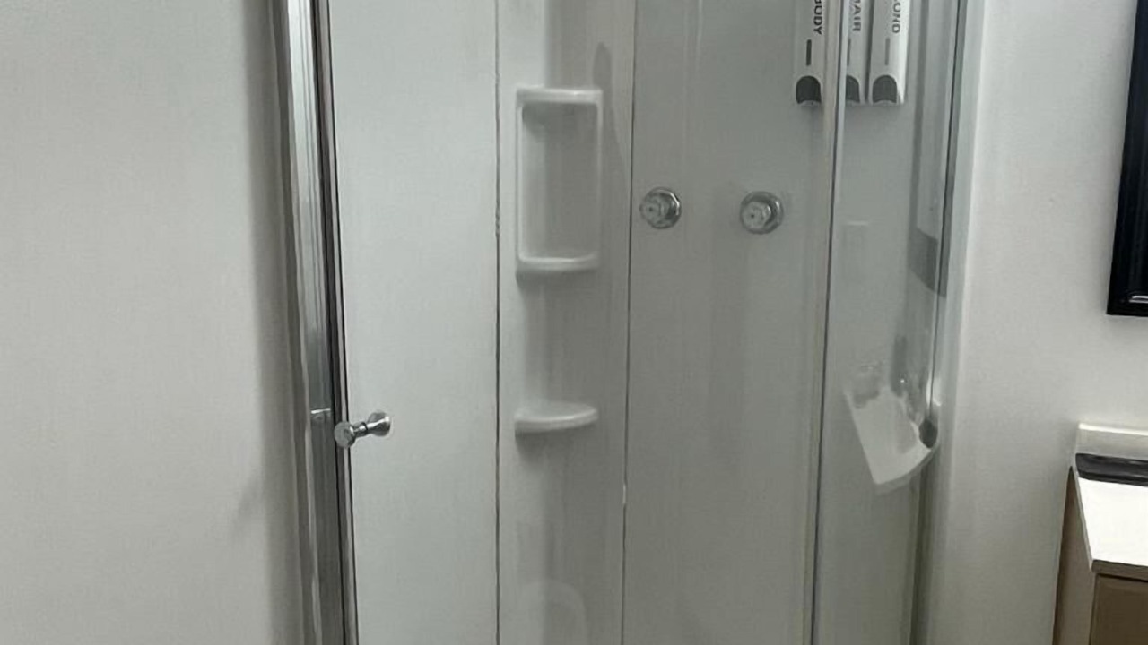 Photo of Bathroom in Oak Park