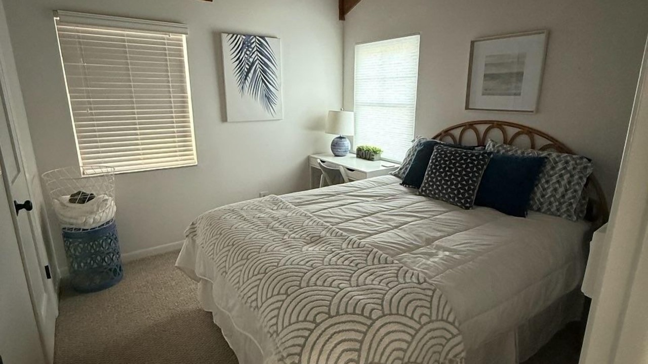 Photo of Bedroom in Shore Acres