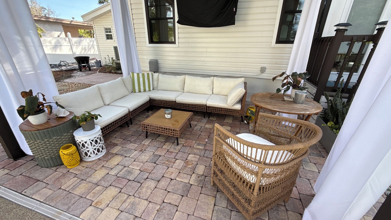 Photo of Patio Balcony in Shore Acres