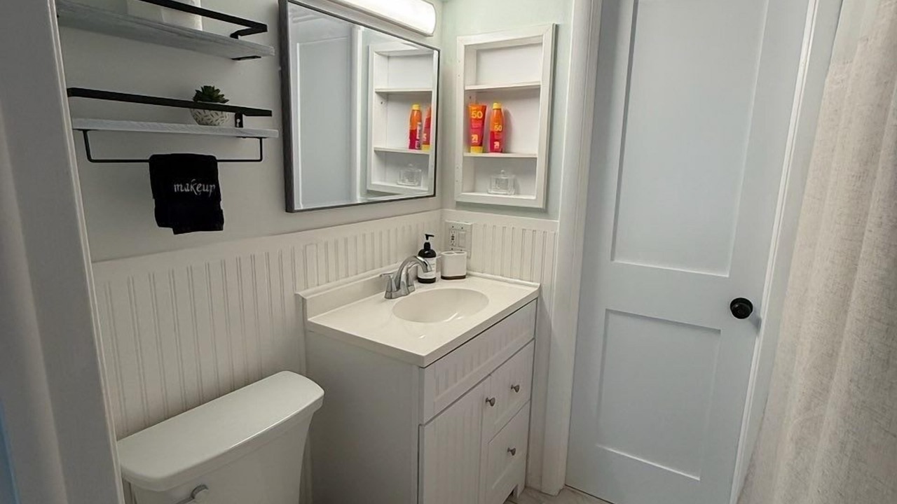 Photo of Bathroom in Shore Acres