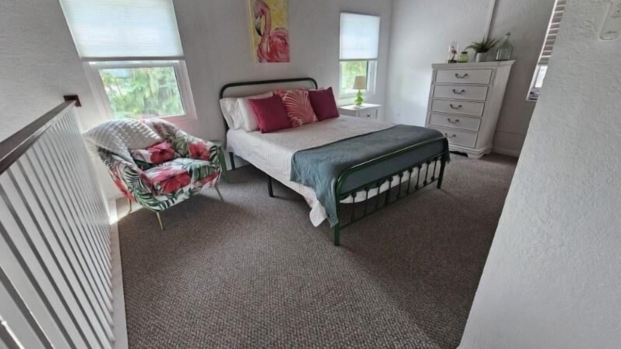 Photo of Bedroom in Shore Acres