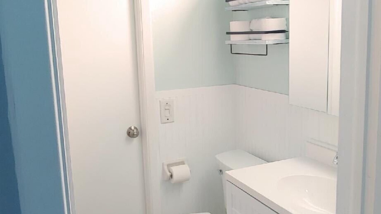 Photo of Bathroom in Shore Acres