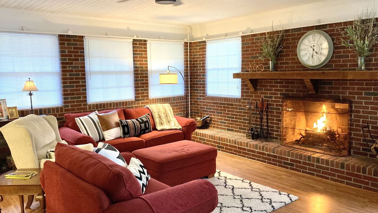 Photo of Livingroom in Boiling Springs