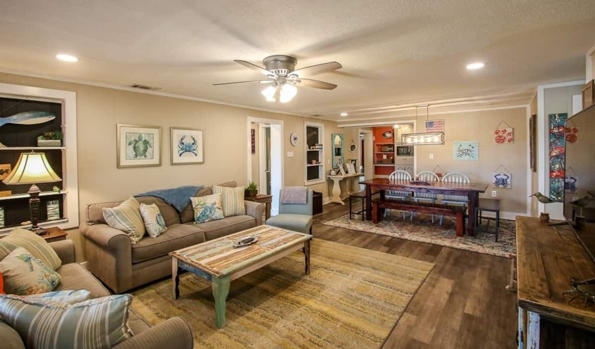 Photo of Bedroom in Midway